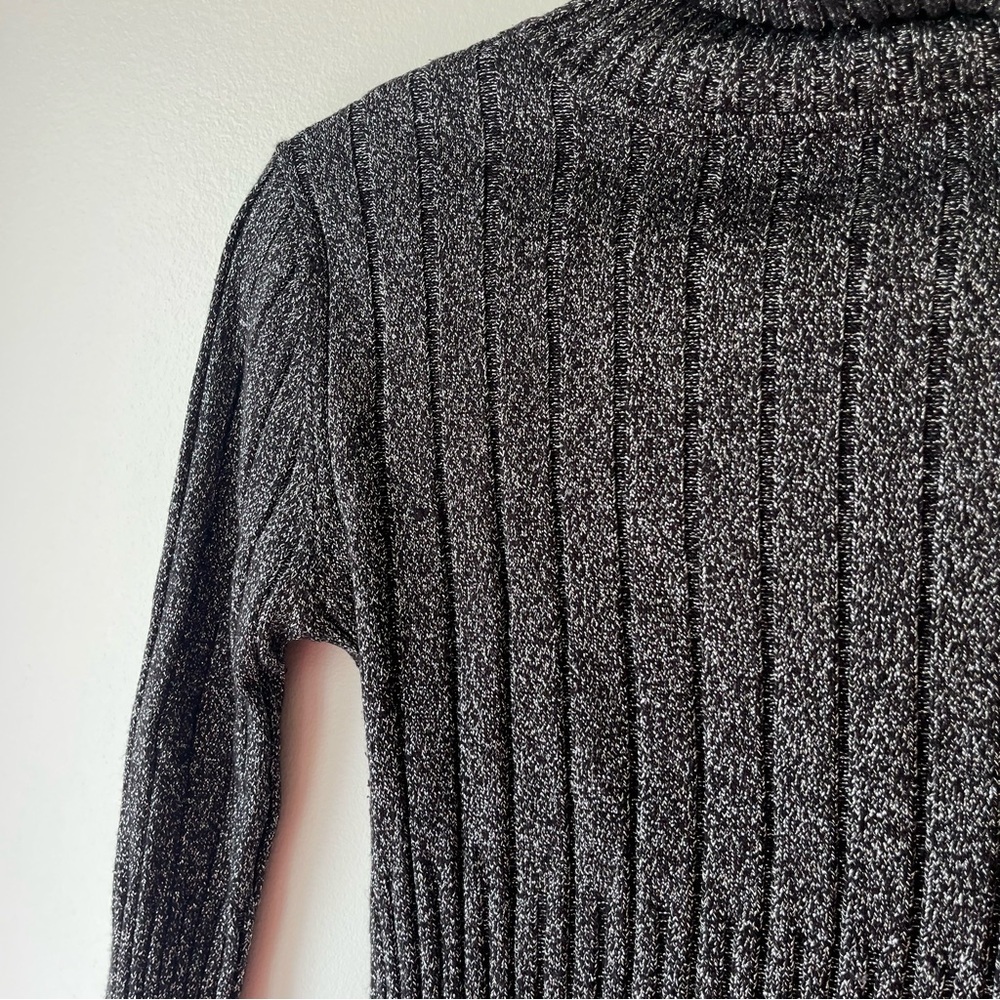 Black Metallic Ribbed Knit Turtleneck Sweater Stretch Shimmer Long Sleeve S/M - Picture 2 of 9